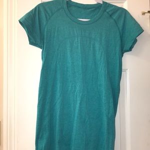 lululemon size 10 swiftly tech